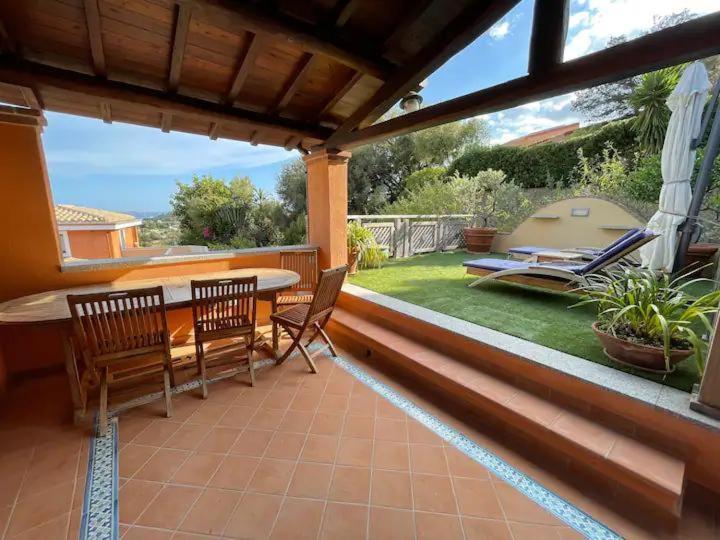 Romantica Suite Panoramica Villasimius Buitenkant foto